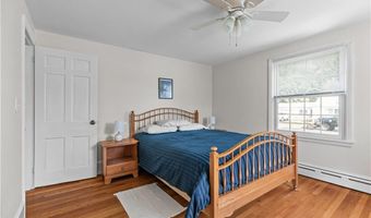 12 Terrace Dr, Bristol, RI 02809