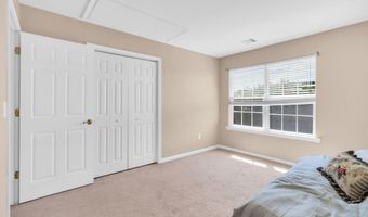 4 Adrift Ave, Barnegat, NJ 08005