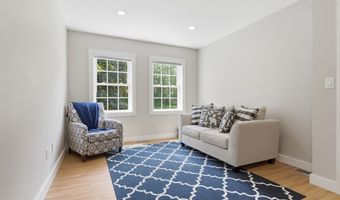 57 Berlin Rd, Bolton, MA 01740