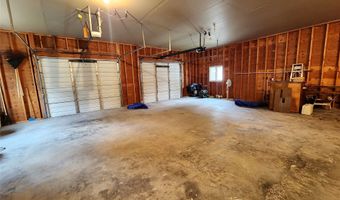 26 3rd Ave NW, Choteau, MT 59422