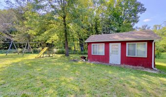 13 Birk St, Acra, NY 12405