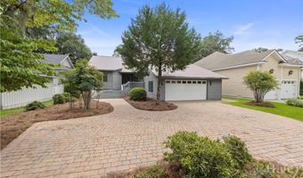 110 Willeford Dr, Savannah, GA 31411