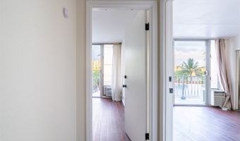 2509 Ala Wai Blvd 301, Honolulu, HI 96815