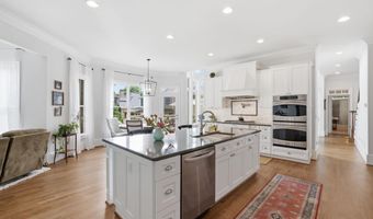 6293 Fernstone Trl NW, Acworth, GA 30101