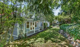 430 Wiley St, Ashland, OR 97520