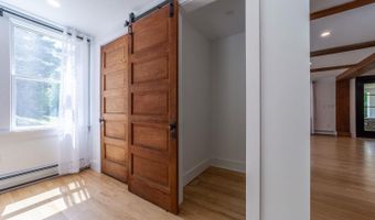 620 Poole Hill Rd, Bridgewater, NH 03222