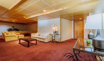 40 Castle Rock Rd, Cody, WY 82414