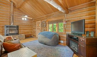 1040 Salee Creek Rd, Athol, ID 83801