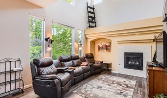 24519 E Louisiana Cir, Aurora, CO 80018