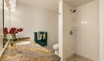 2825 S King St 2403, Honolulu, HI 96826