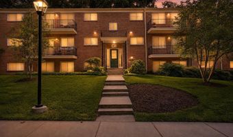 10607 KENILWORTH Ave K-202, Bethesda, MD 20814