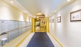131 Main St 407, Burlington, VT 05401