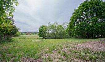 853 Main St, Acushnet, MA 02743
