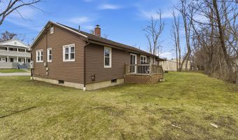 212 Dewey St, Bennington, VT 05201