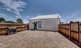 301 E Ave B, Alpine, TX 79830