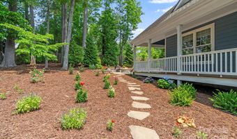 12 Broadmoor Dr, Arden, NC 28704