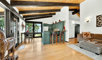 1440 E Nevada St, Ashland, OR 97520