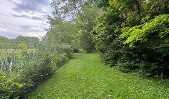 6598 Jeff Ln, Athens, OH 45701