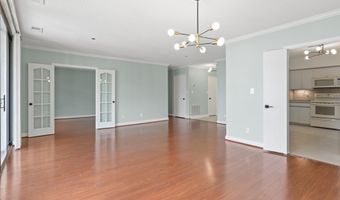 1016 S WAYNE St 1008, Arlington, VA 22204