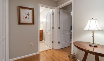 270 Jefferson Cir, Abingdon, VA 24210