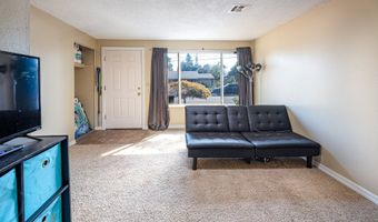 242 38TH St, Springfield, OR 97478