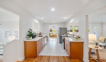 244 Awakea Rd, Kailua, HI 96734