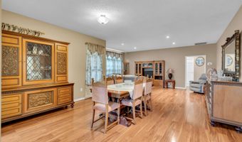 172 Sylvan Lake Blvd, Bayville, NJ 08721