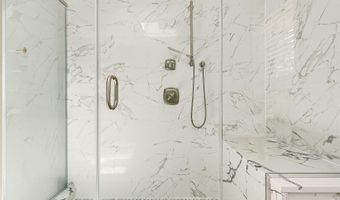 3 Grant Ave, Albertson, NY 11507