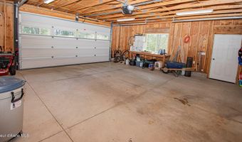 6616 Comanche St, Bonners Ferry, ID 83805