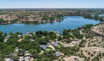 522 S SHORE Dr, Amarillo, TX 79118