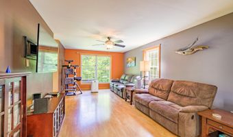 290 Castle Island Rd, Belgrade, ME 04917