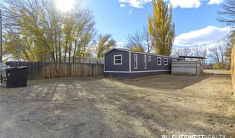 23 3rd Ave W, Deaver, WY 82421
