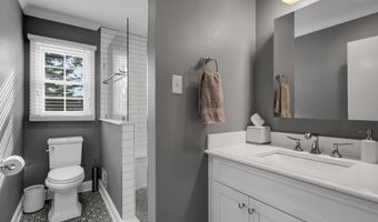 34 Green Meadow Blvd, Middletown, NJ 07748