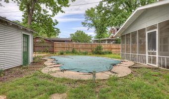 1643 Washington Ave, Baxter Springs, KS 66713