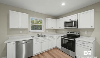 107 W 15th St, Bay Minette, AL 36507