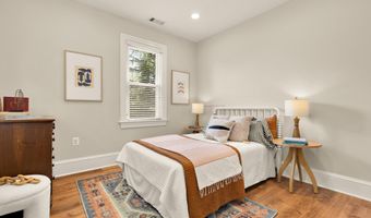 1231 FRANKLIN St NE, Washington, DC 20017