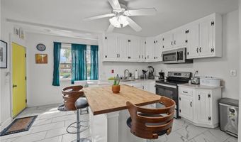 54 Delway Rd, East Providence, RI 02914
