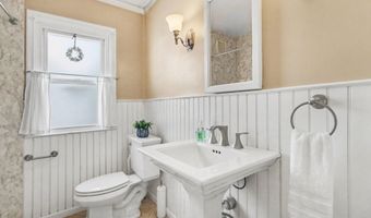 711 Linda Vista St, Ann Arbor, MI 48103