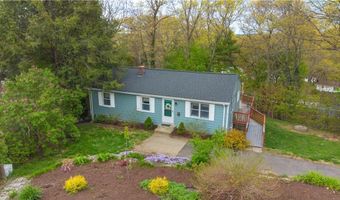 6 Linda Ct, Coventry, RI 02816