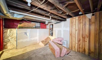225 Seeley St, Adrian, MI 49221