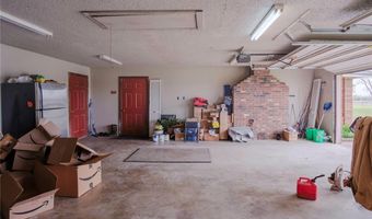 3745 E 420 Rd, Adair, OK 74330