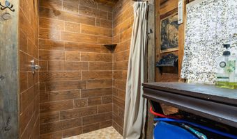 17 Hayes Rd, Acton, ME 04001
