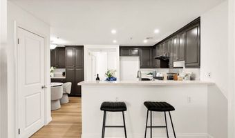 68 E Bay State St 3G, Alhambra, CA 91801