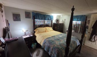 43 Catamount Hill Dr, Allenstown, NH 03275