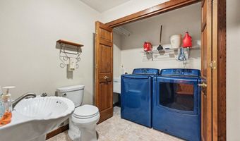 655 Auburn Trl SE, Ada, MI 49301