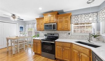 1900 N 159th Ter, Basehor, KS 66007