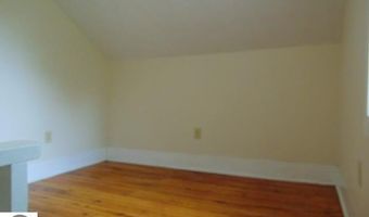 422 E Walnut St, Alma, MI 48801