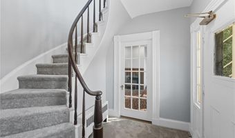 1107 Main St, Coventry, RI 02816