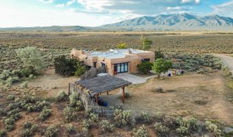 135 Mesa Sea, Arroyo Hondo, NM 87513