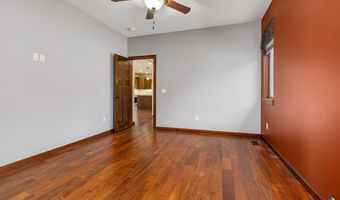 301 S Spring Pl, Brandon, SD 57005
